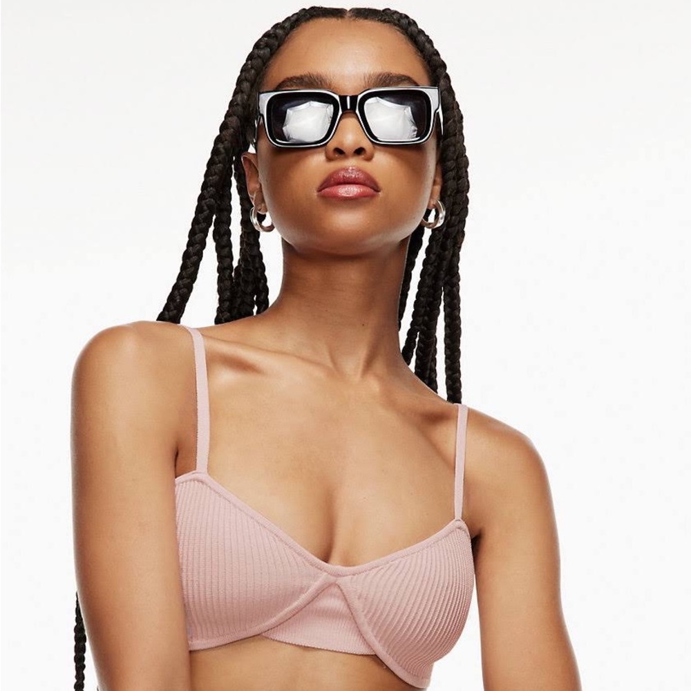 Aritzia sculpt knit bra